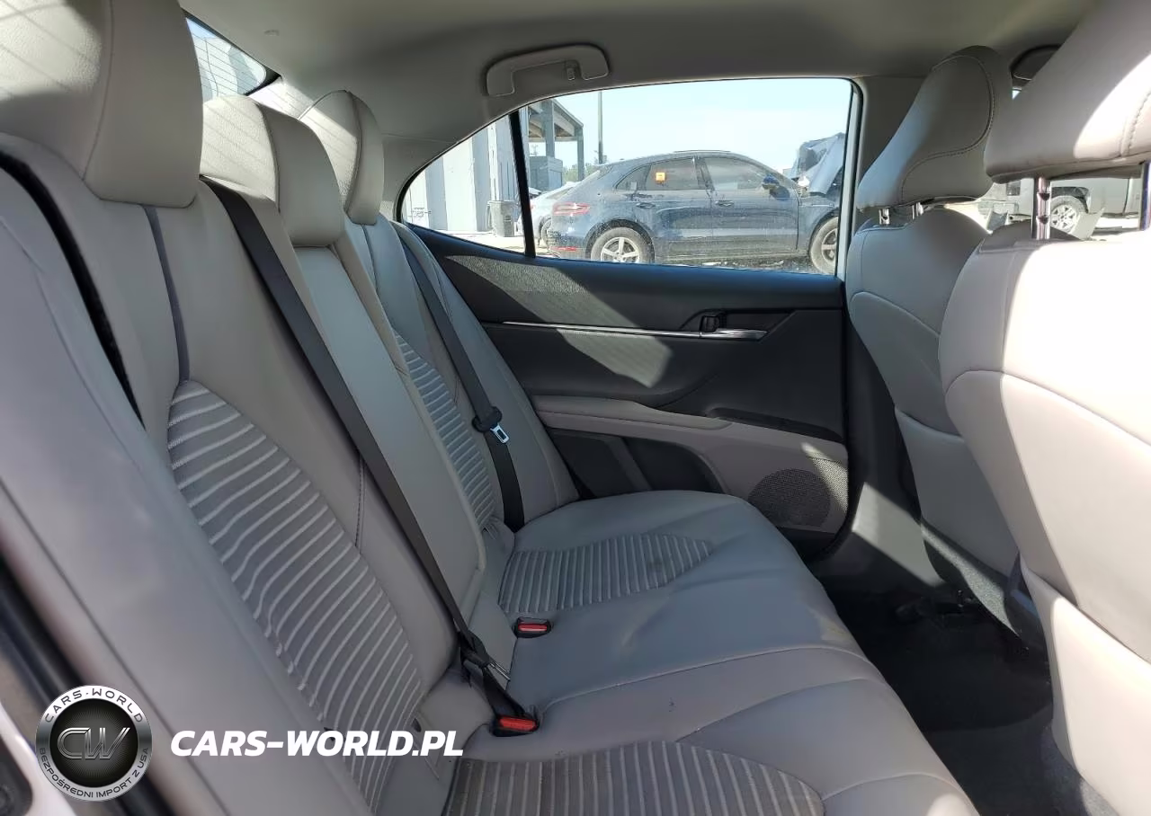 2021 Toyota Camry Se VIN:4T1G31AKXMU550618 - 10