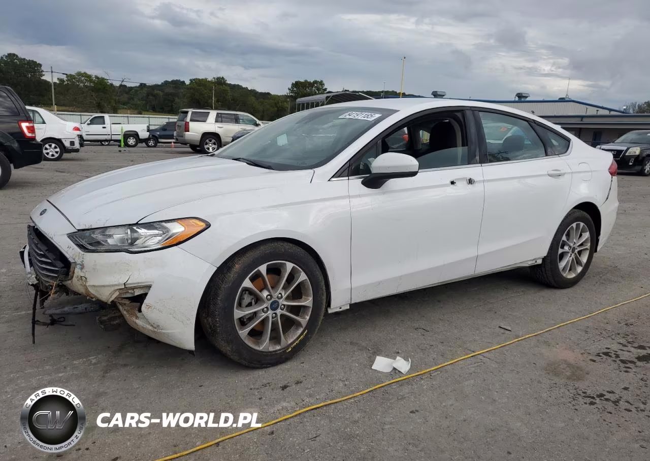 2020 Ford Fusion Se – zdjęcie 1 z 12