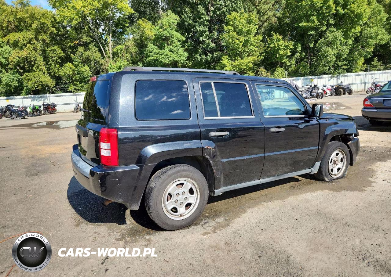 2009 Jeep Patriot Sport VIN:1J4FT28A39D124435 - 3