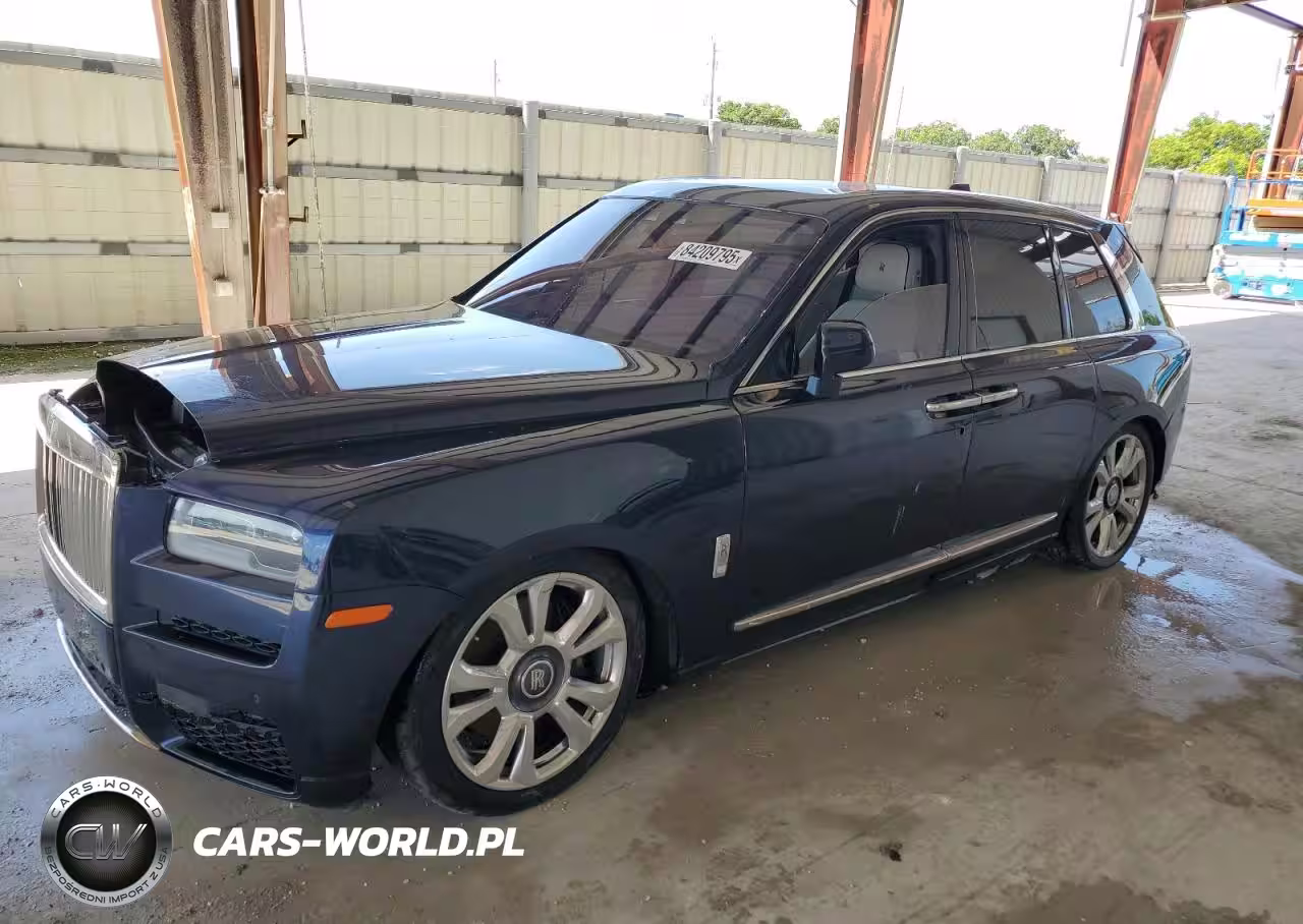 2021 Rolls-Royce Cullinan – zdjęcie 1 z 15