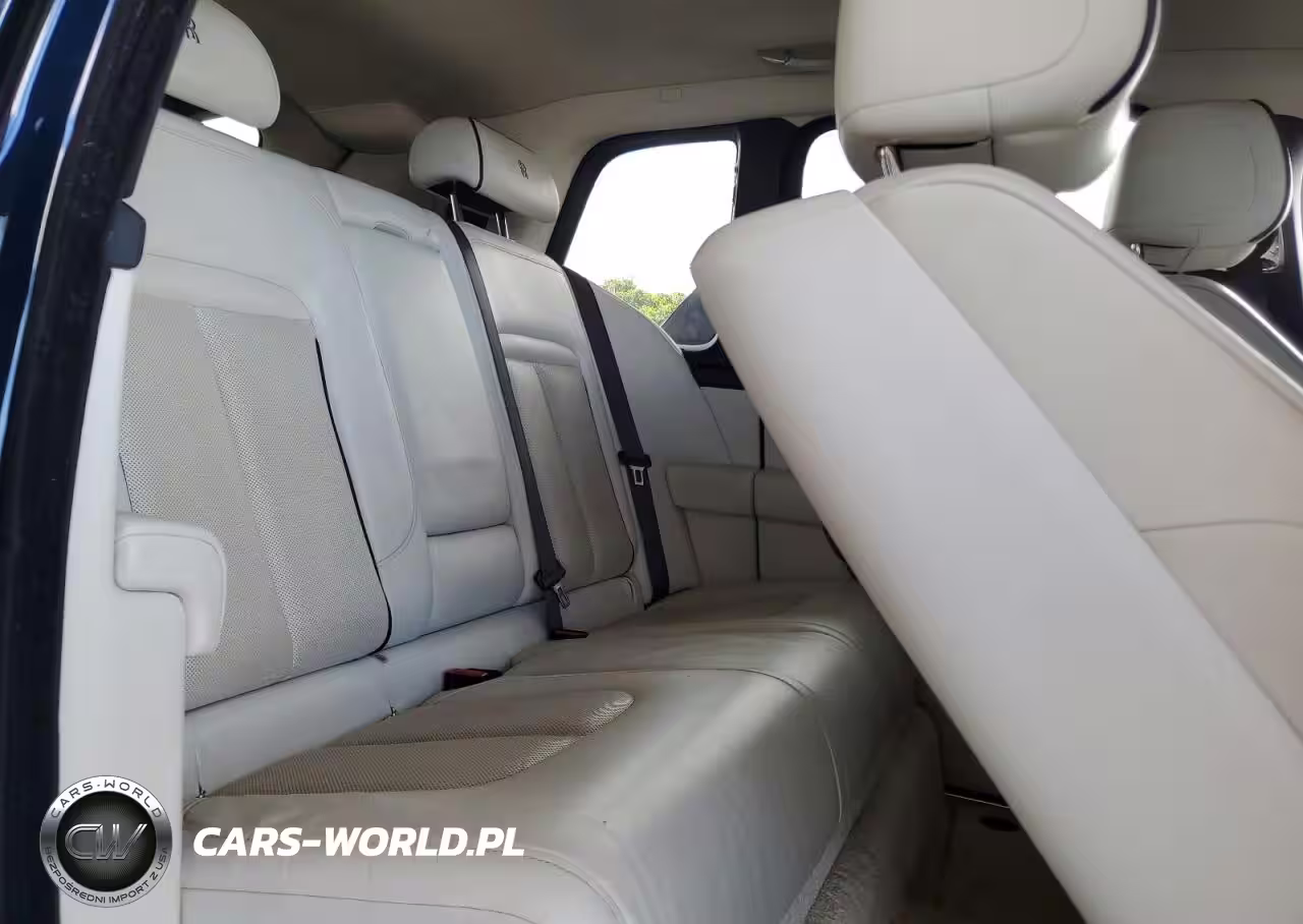 2021 Rolls-Royce Cullinan VIN:SLATV4C07MU204690 - 11