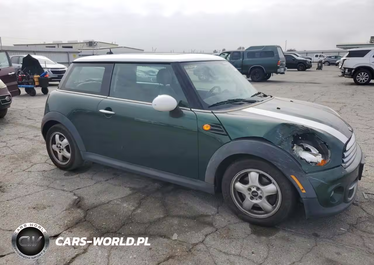 2011 Mini Cooper VIN:WMWSU3C58BT093192 - 4