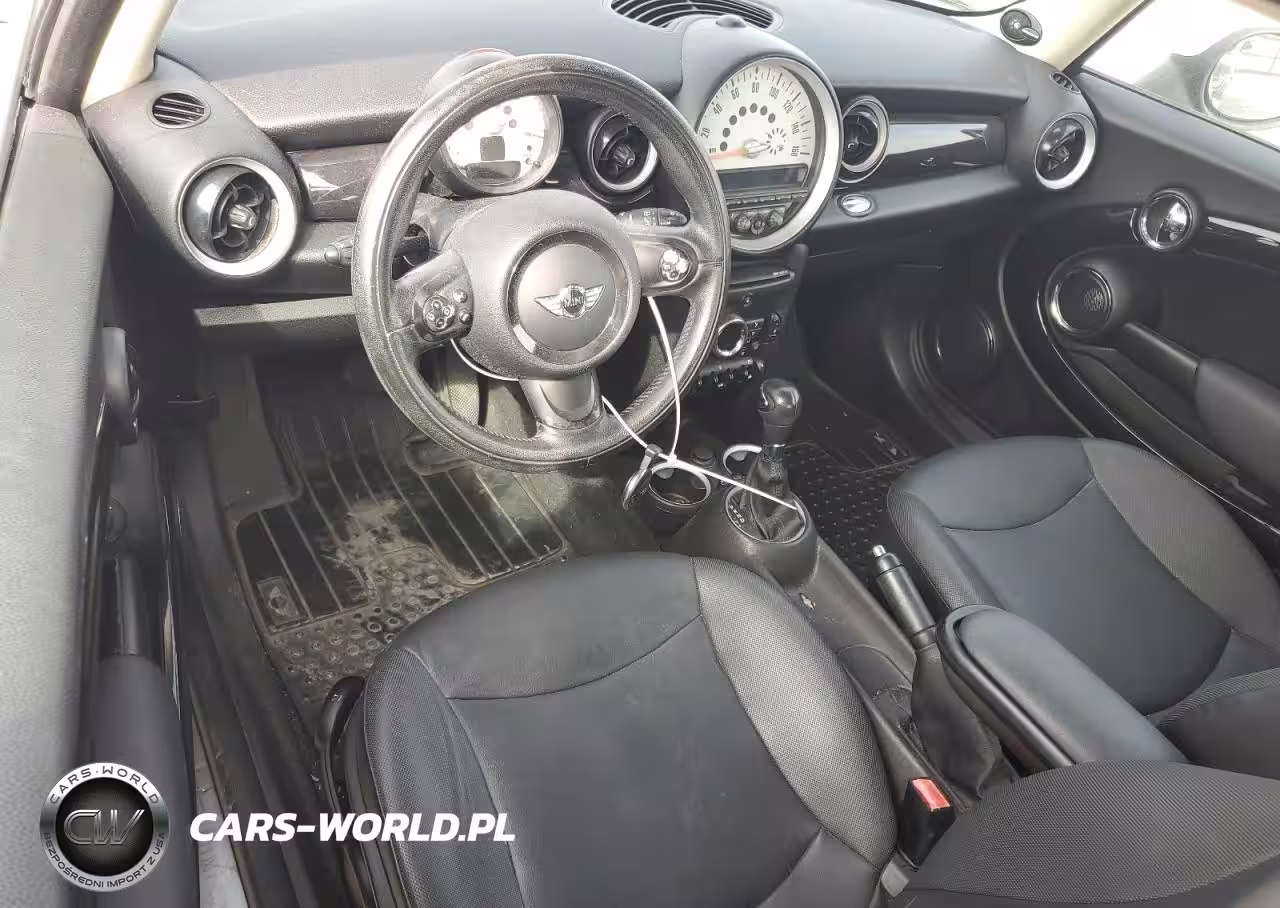 2011 Mini Cooper VIN:WMWSU3C58BT093192 - 8