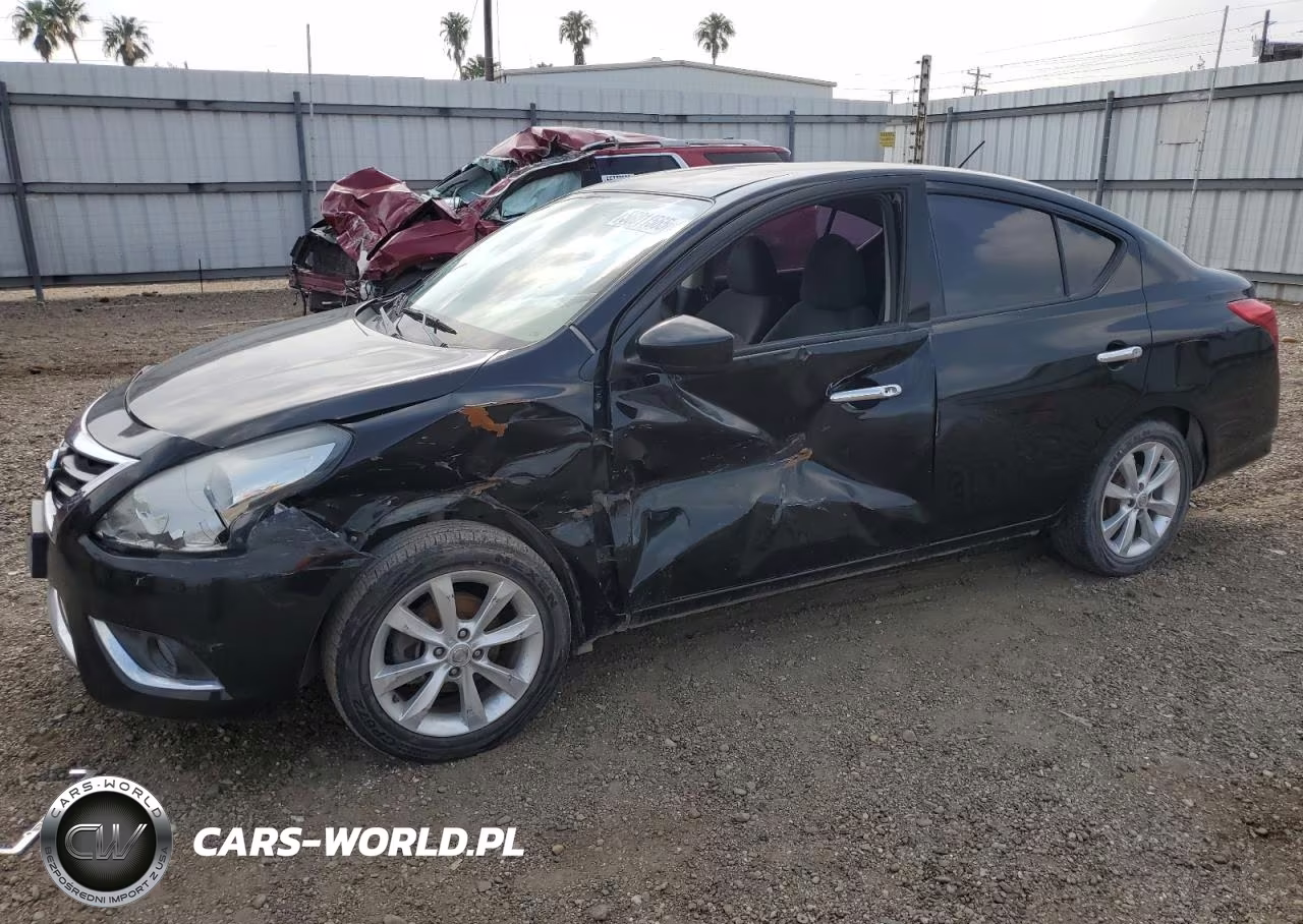 2016 Nissan Versa