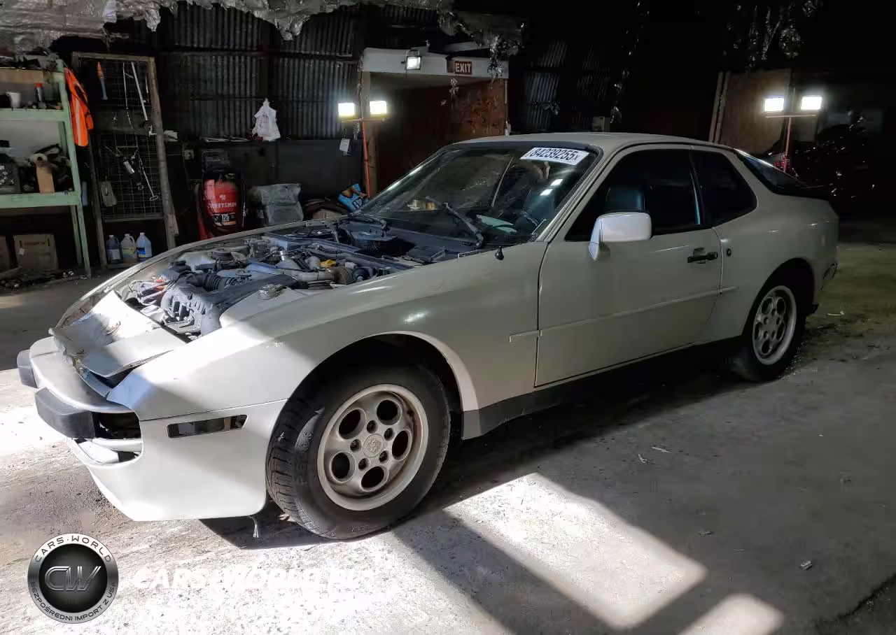 PORSCHE