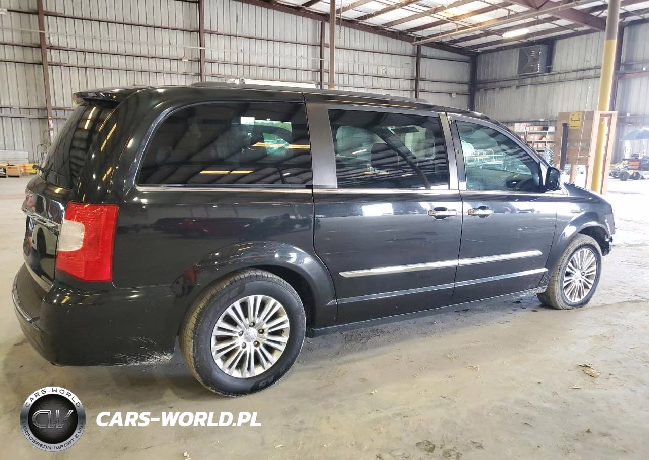 2015 Chrysler Town & Country Touring L VIN:2C4RC1CGXFR573709 - 3