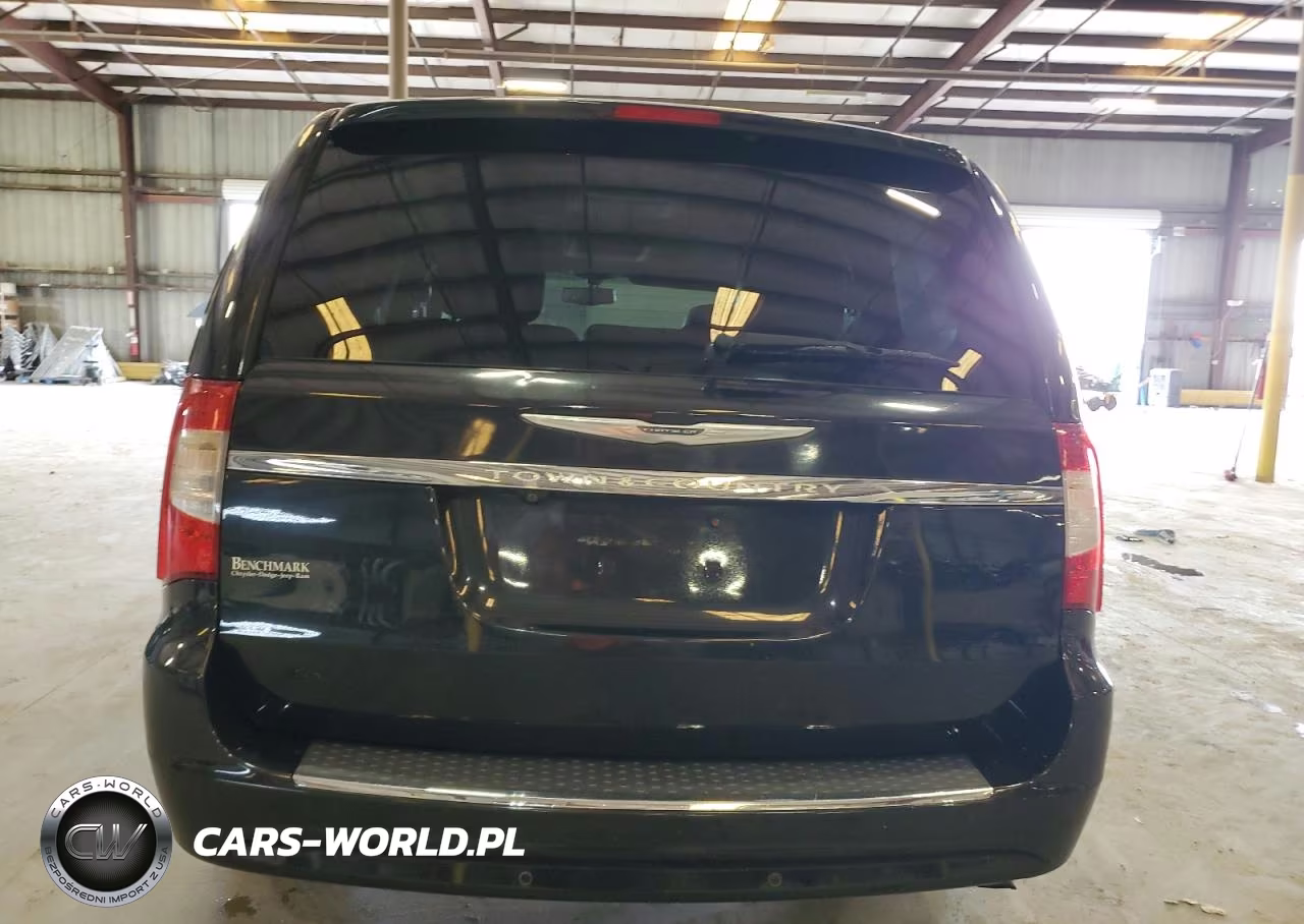 2015 Chrysler Town & Country Touring L VIN:2C4RC1CGXFR573709 - 6