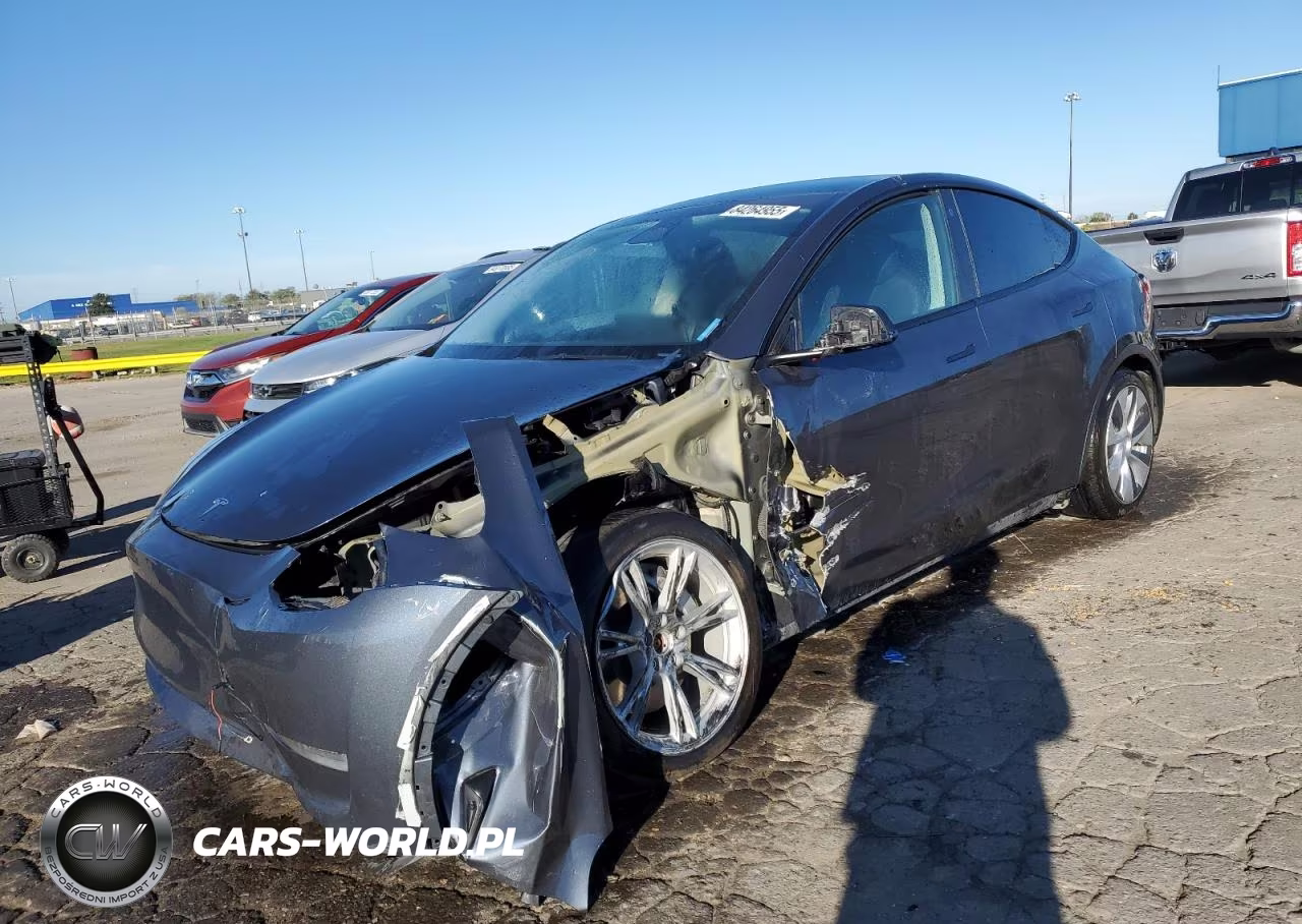 2023 Tesla Model Y – zdjęcie 1 z 13