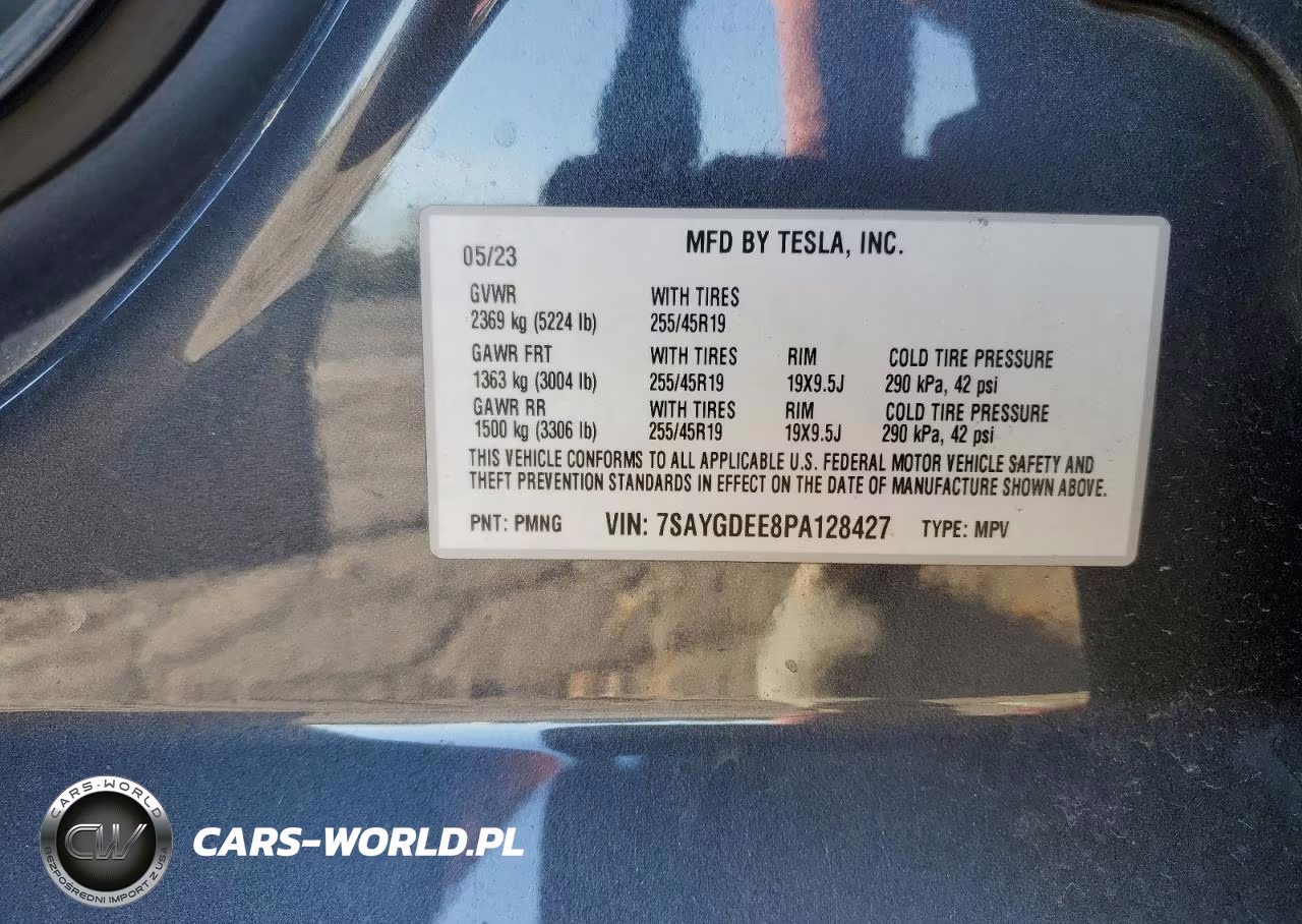 2023 Tesla Model Y VIN:7SAYGDEE8PA128427 - 13