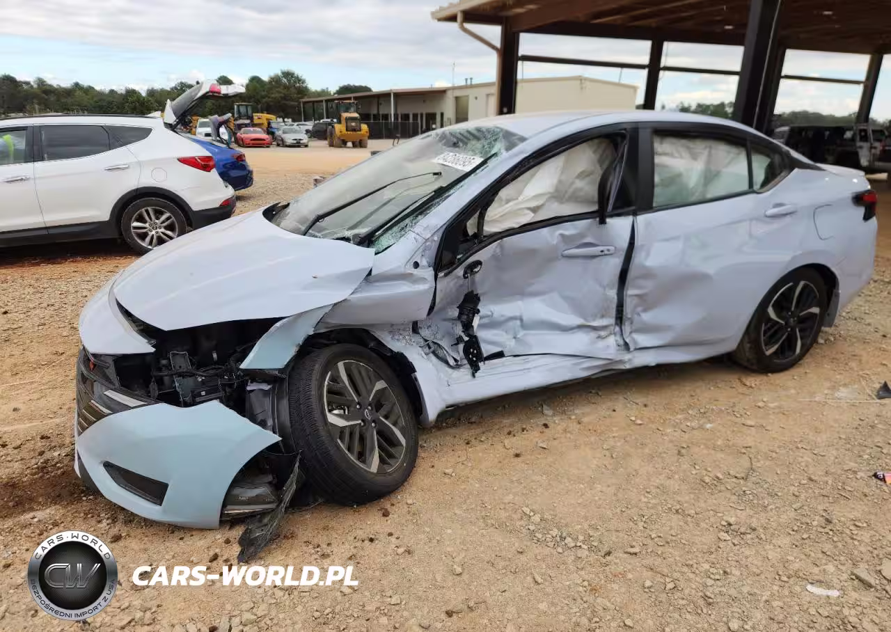 2024 Nissan Versa Sr