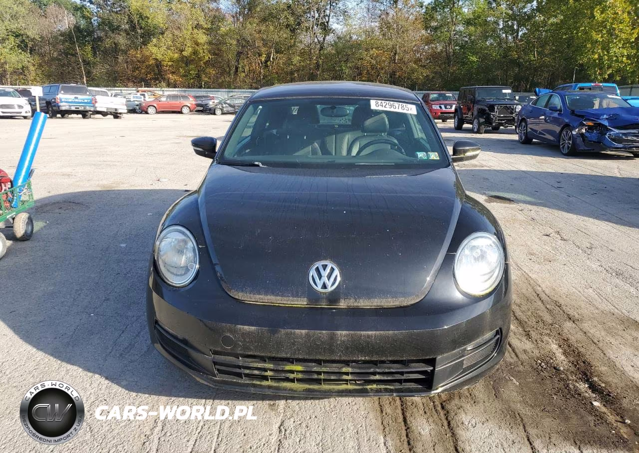 2013 Volkswagen Beetle VIN:3VWJP7AT5DM685758 - 5