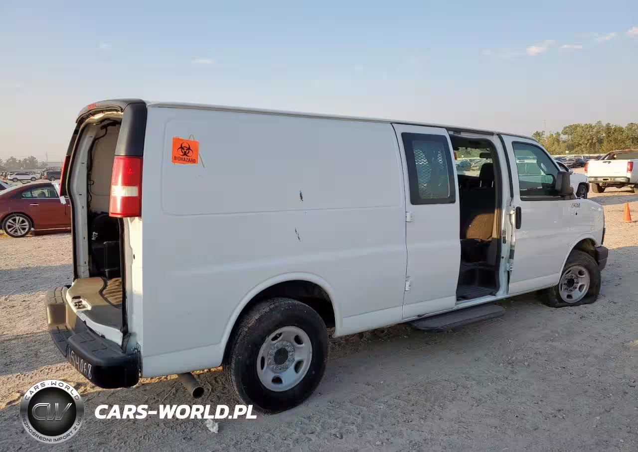 2018 Chevrolet Express G3500 VIN:1GCZGHFG6J1168484 - 3