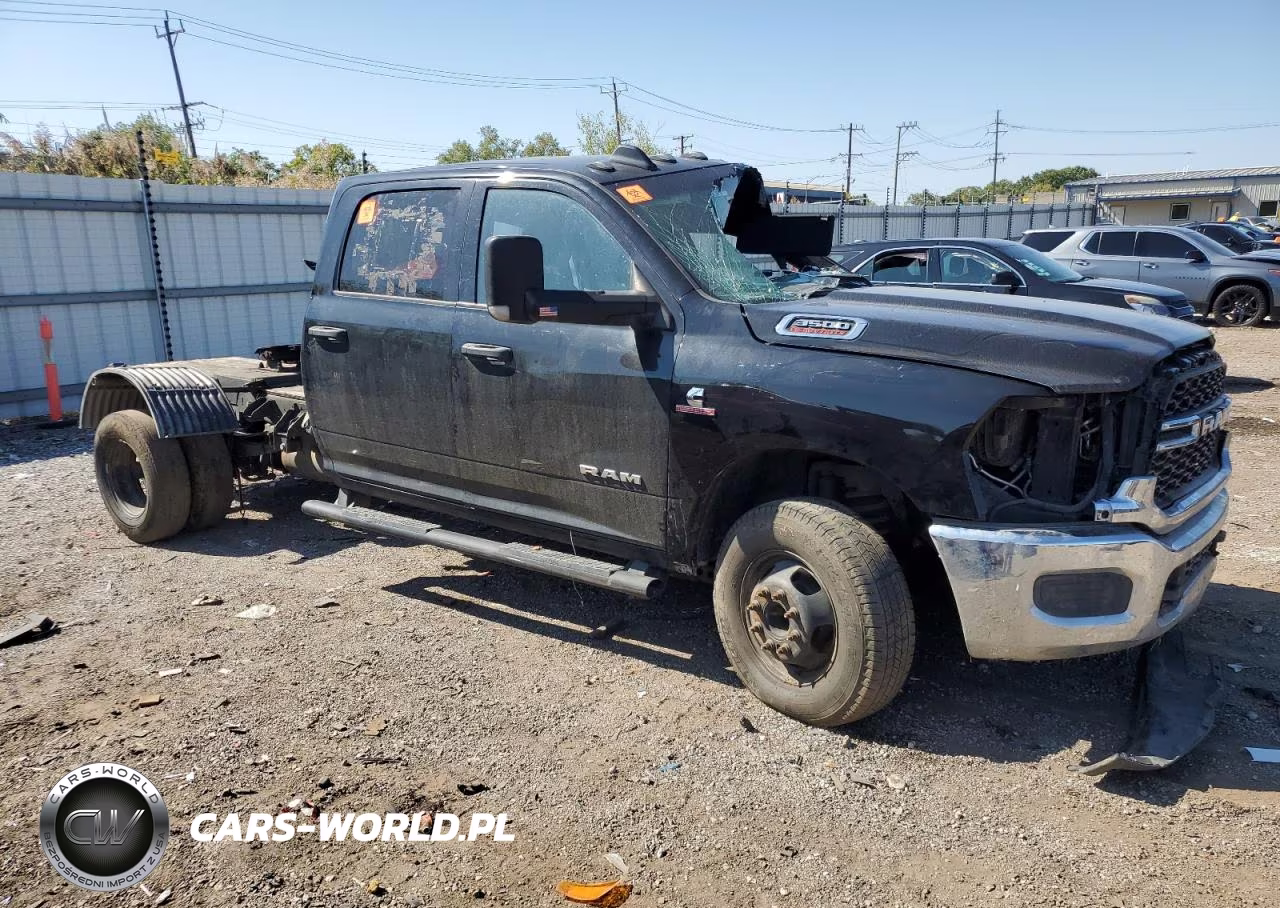 2022 Ram 3500 Truck Cab And Chassis – zdjęcie 1 z 10