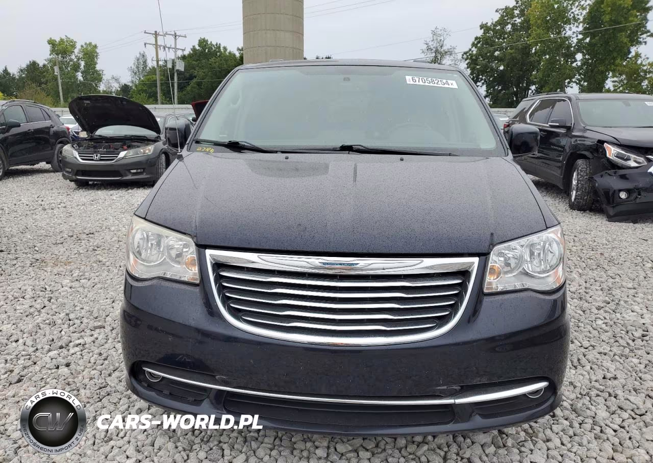 2011 Chrysler Town & Country Touring VIN:2A4RR5DG4BR703122 - 5