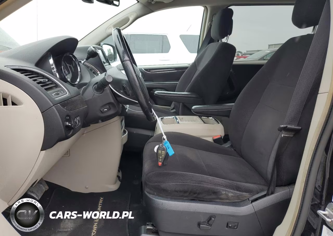 2011 Chrysler Town & Country Touring VIN:2A4RR5DG4BR703122 - 7