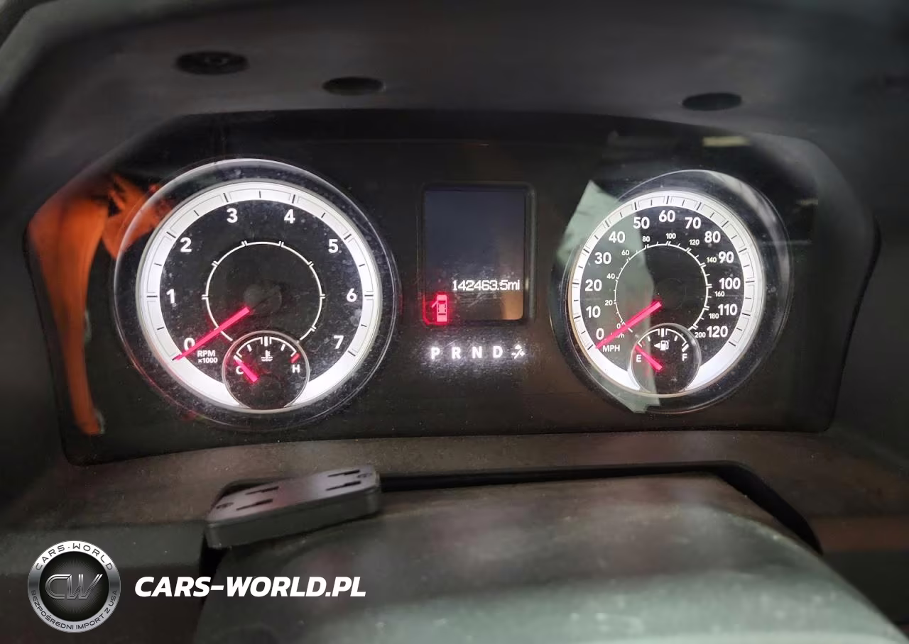 2016 Ram 1500 St VIN:3C6RR7KT4GG201698 - 9