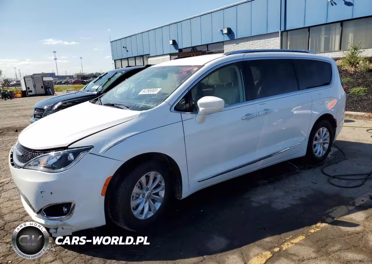 2019 Chrysler Pacifica Touring L