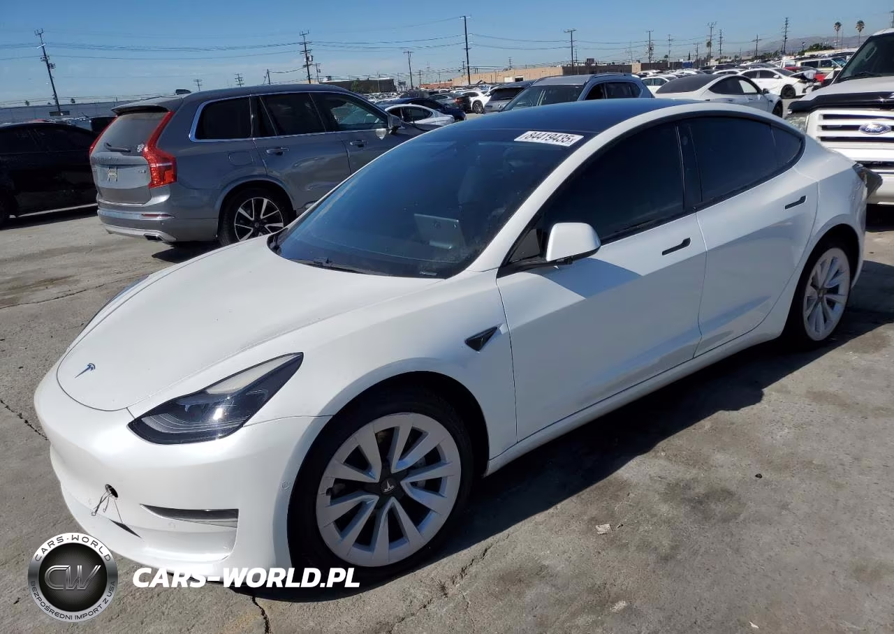 2021 Tesla Model 3 – zdjęcie 1 z 12