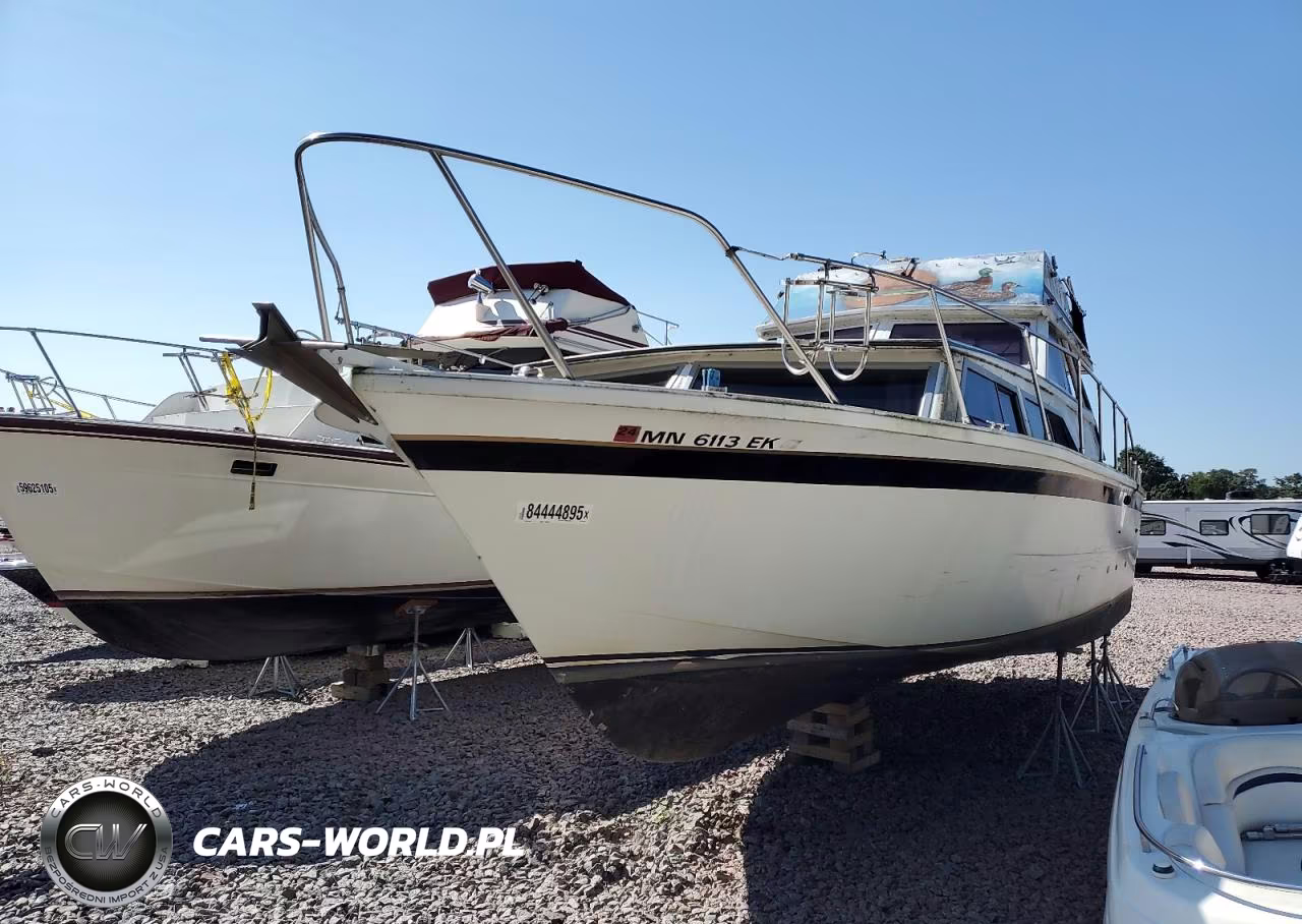 1974 CARVER YACHTS MONTEREY  VIN:CDR38021M748 - 2