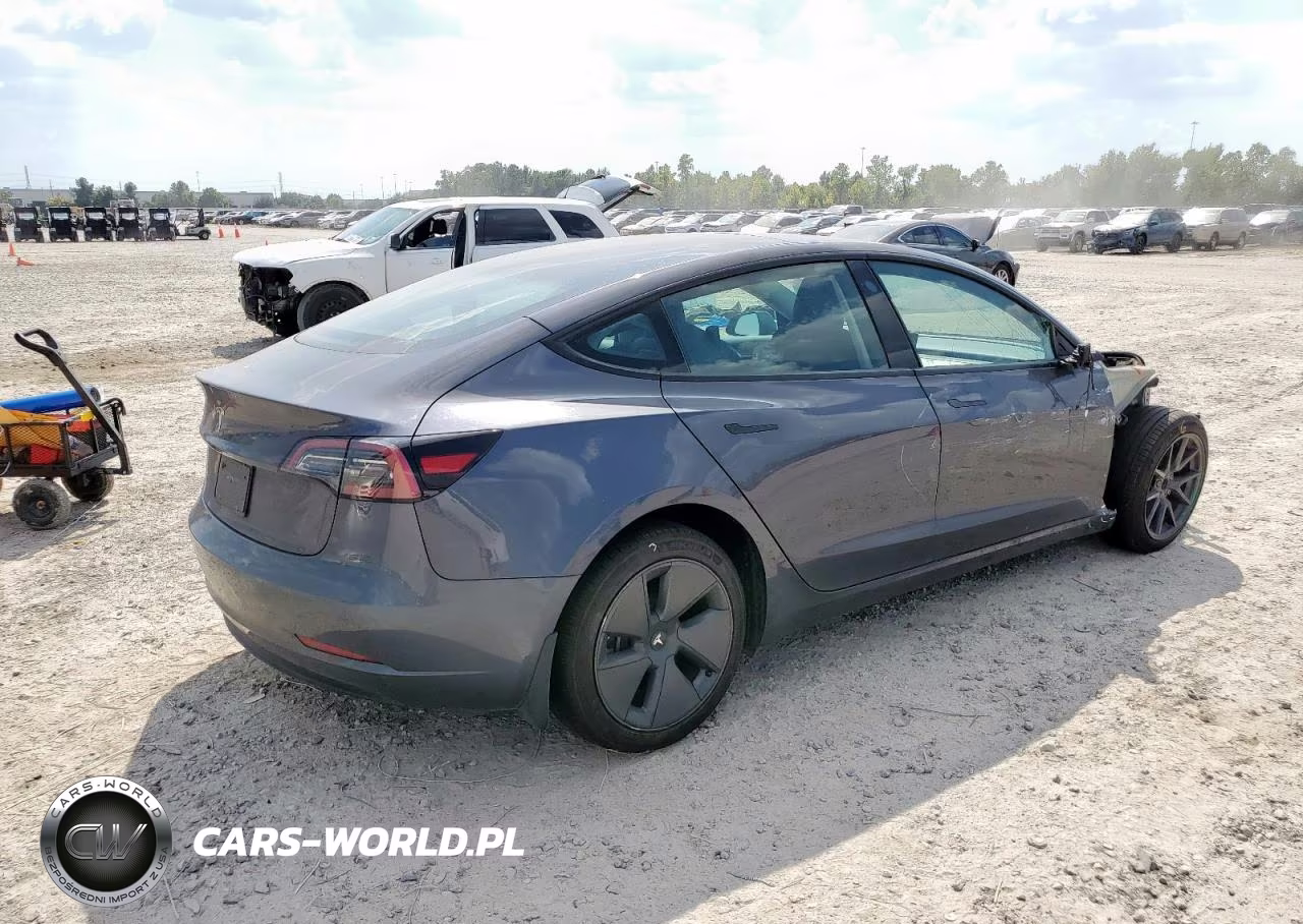 2023 Tesla Model 3 VIN:5YJ3E1EA4PF683578 - 3
