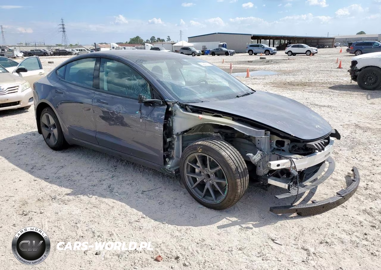 2023 Tesla Model 3 VIN:5YJ3E1EA4PF683578 - 4