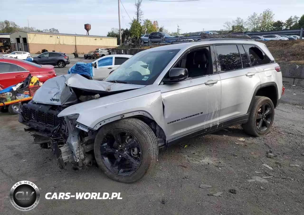 2023 Jeep Grand Cherokee Laredo