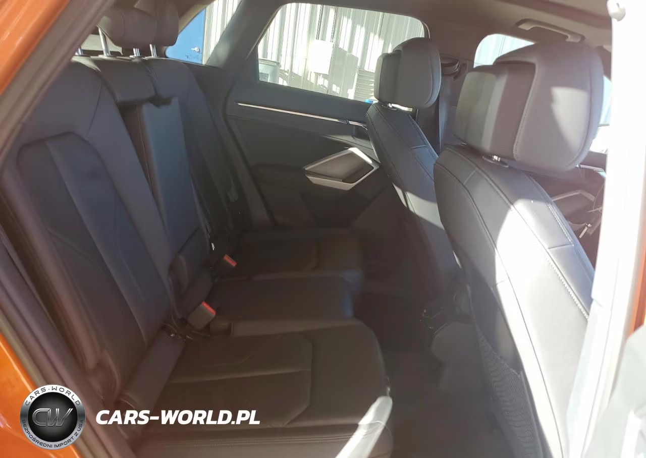 2021 Audi Q3 Premium 40 VIN:WA1AUCF39M1135807 - 10