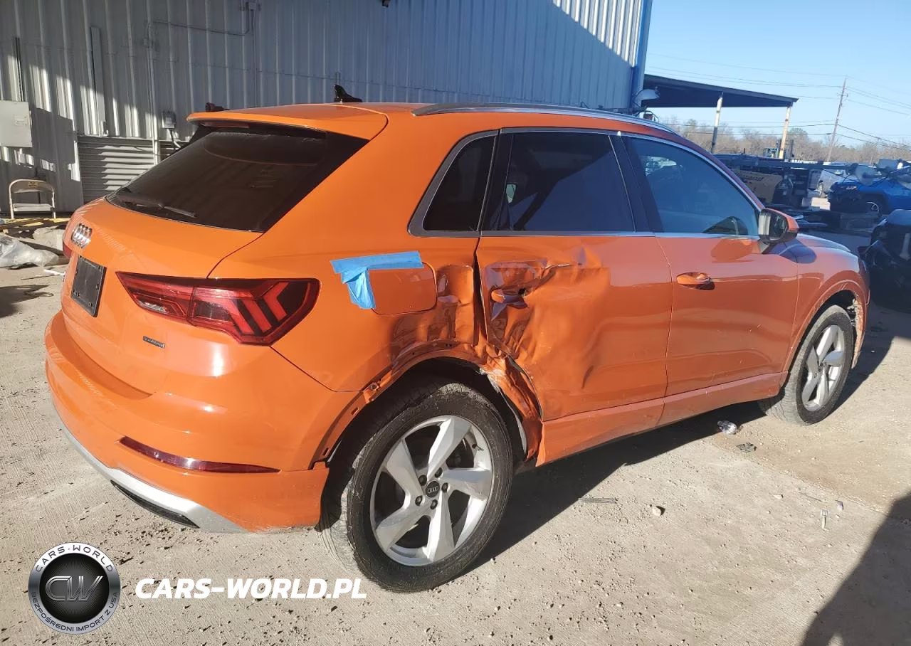 2021 Audi Q3 Premium 40 VIN:WA1AUCF39M1135807 - 3