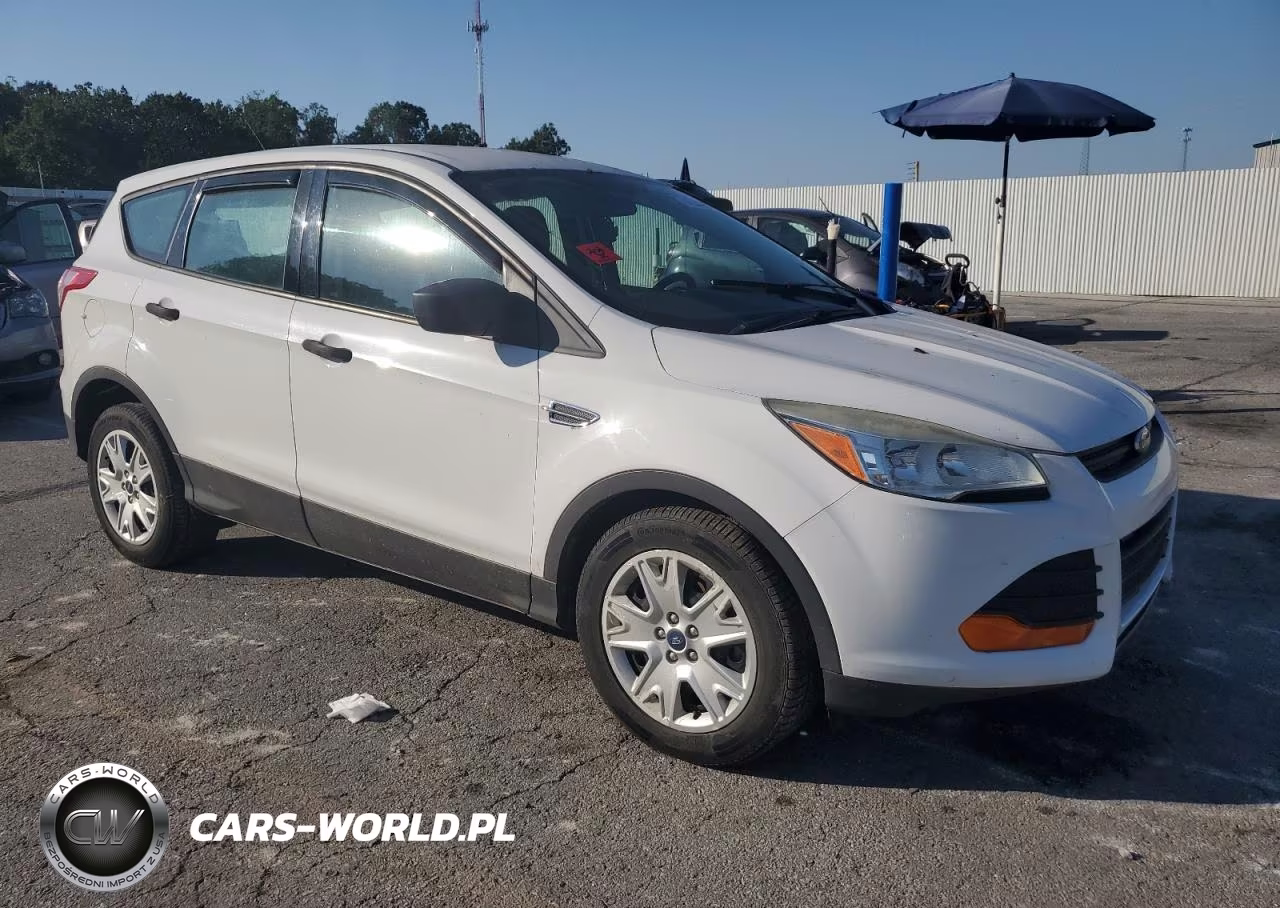 2014 Ford Escape S VIN:1FMCU0F78EUD41826 - 4