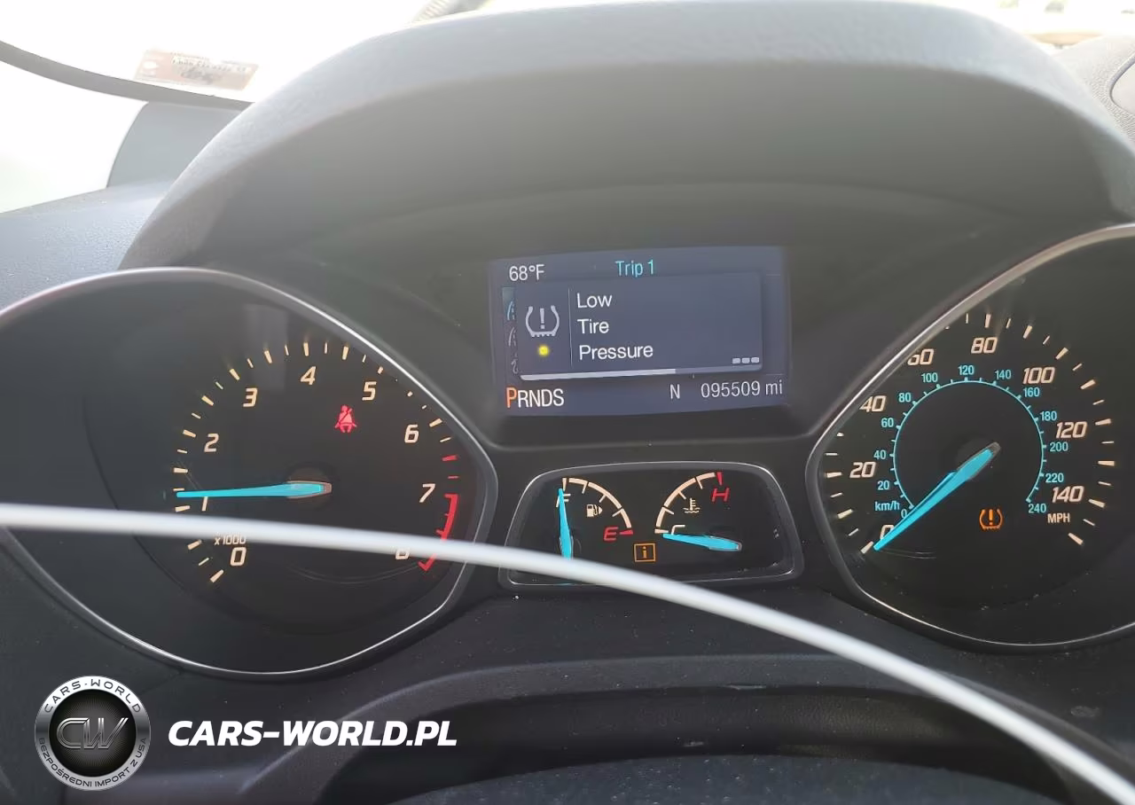 2014 Ford Escape S VIN:1FMCU0F78EUD41826 - 9