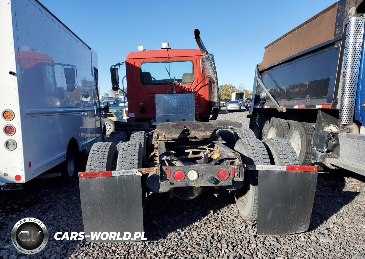 2004 Mack Ch613 Semi Truck VIN:1M1AA13Y13W154257 - 6