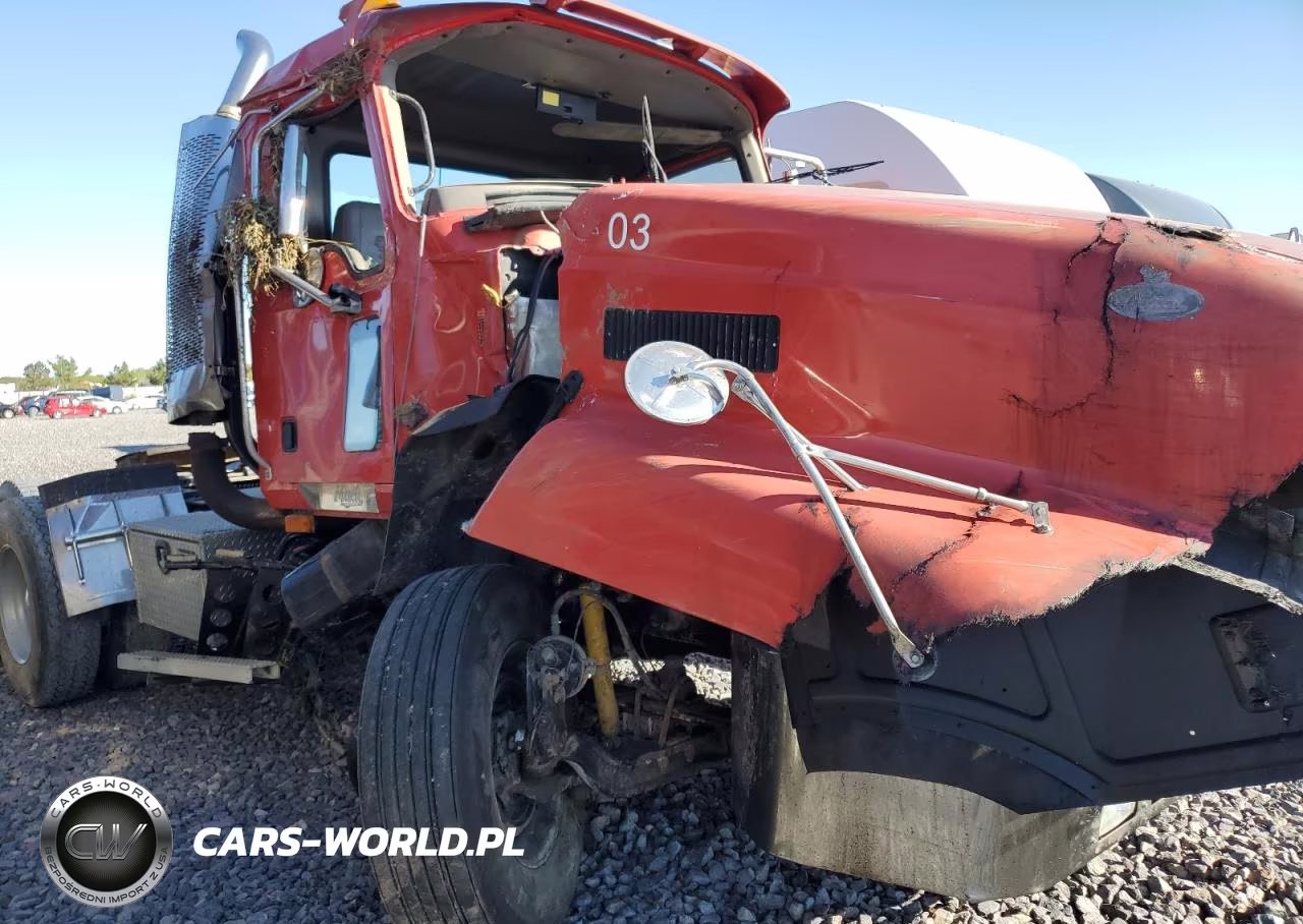 2004 Mack Ch613 Semi Truck VIN:1M1AA13Y13W154257 - 9