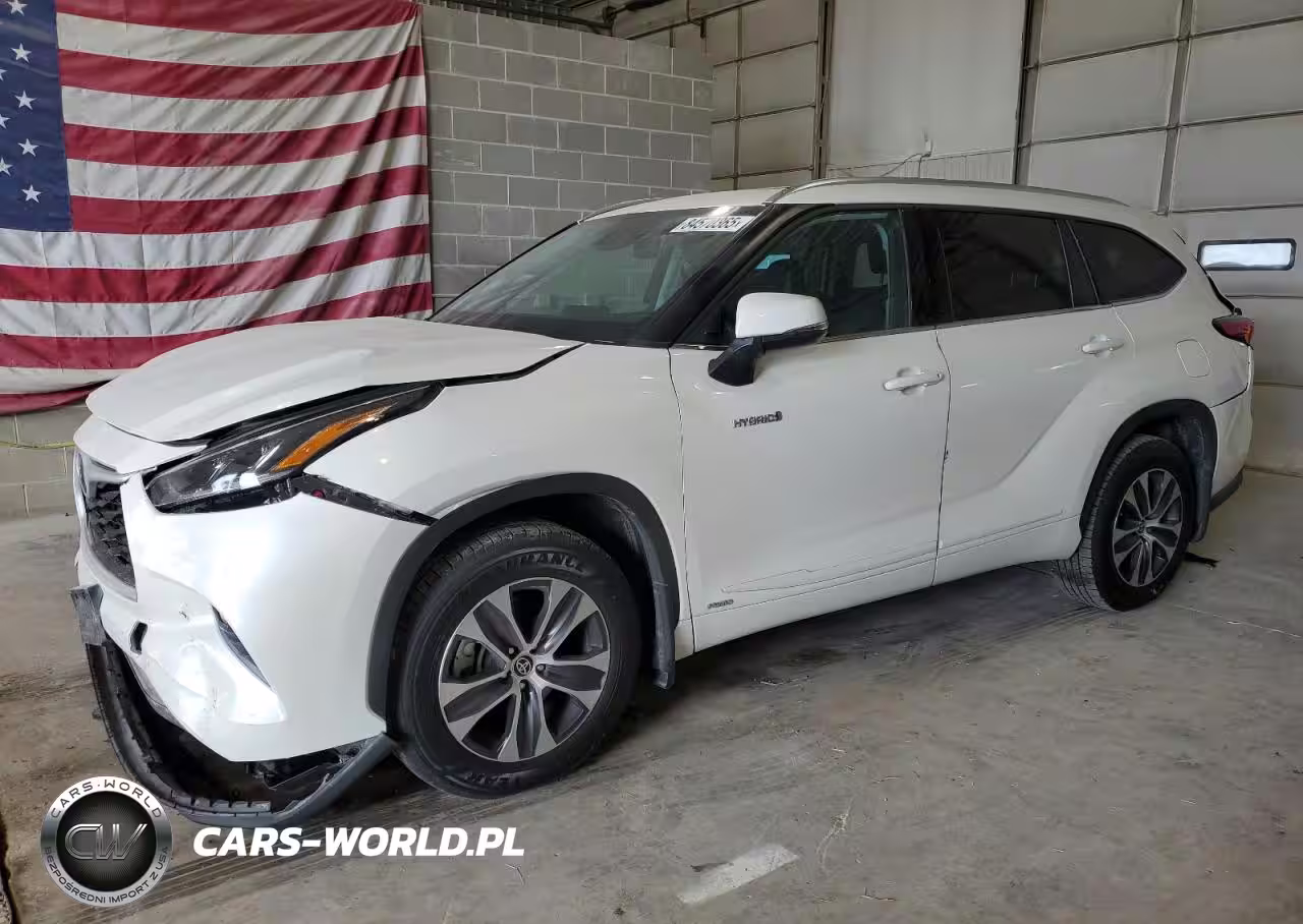 2021 Toyota Highlander Hybrid Xle