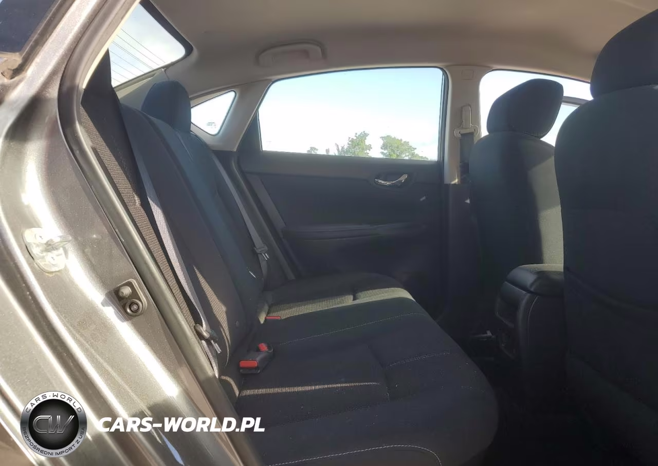 2016 Nissan Sentra S VIN:3N1AB7AP1GY208958 - 10