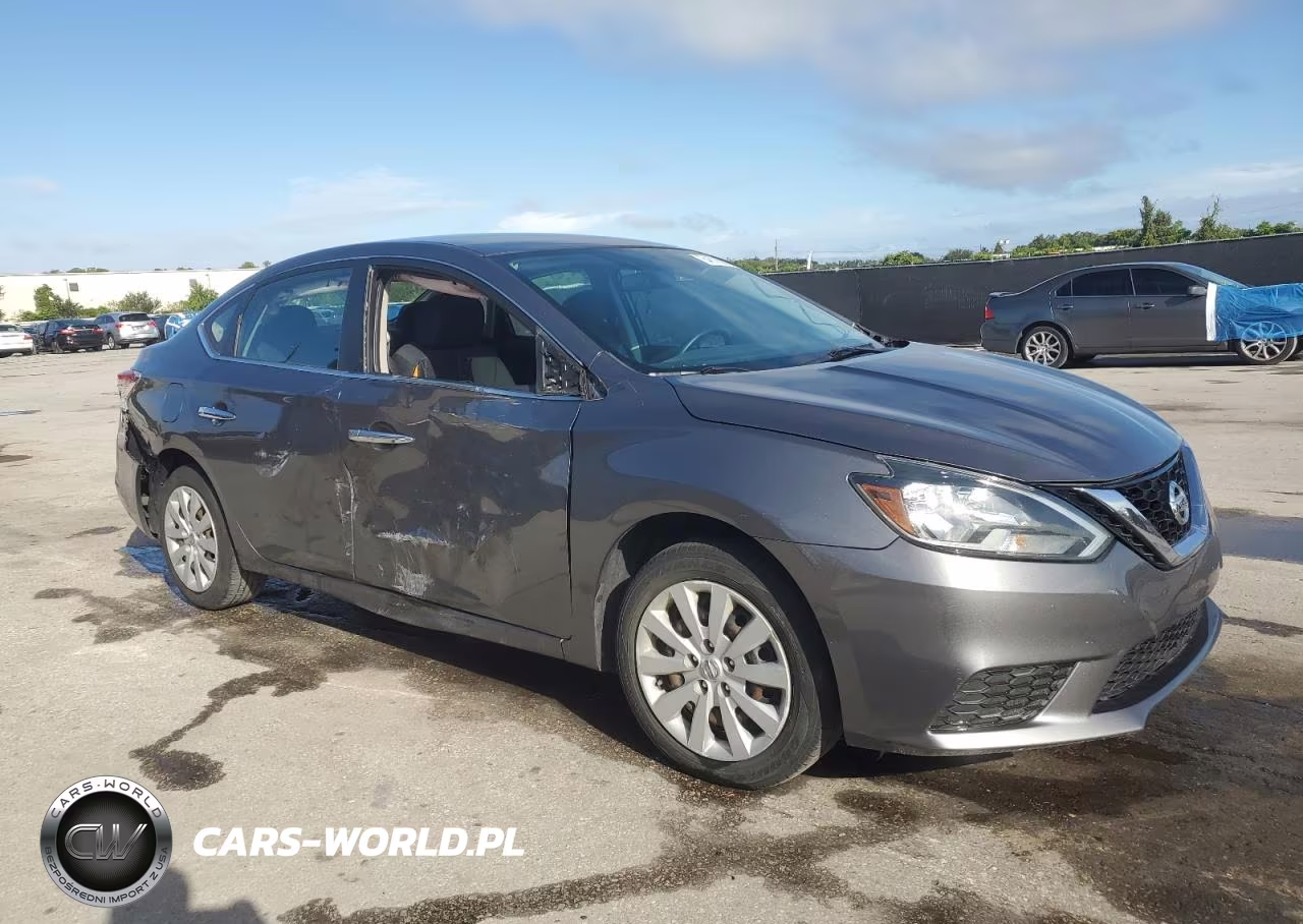 2016 Nissan Sentra S VIN:3N1AB7AP1GY208958 - 4