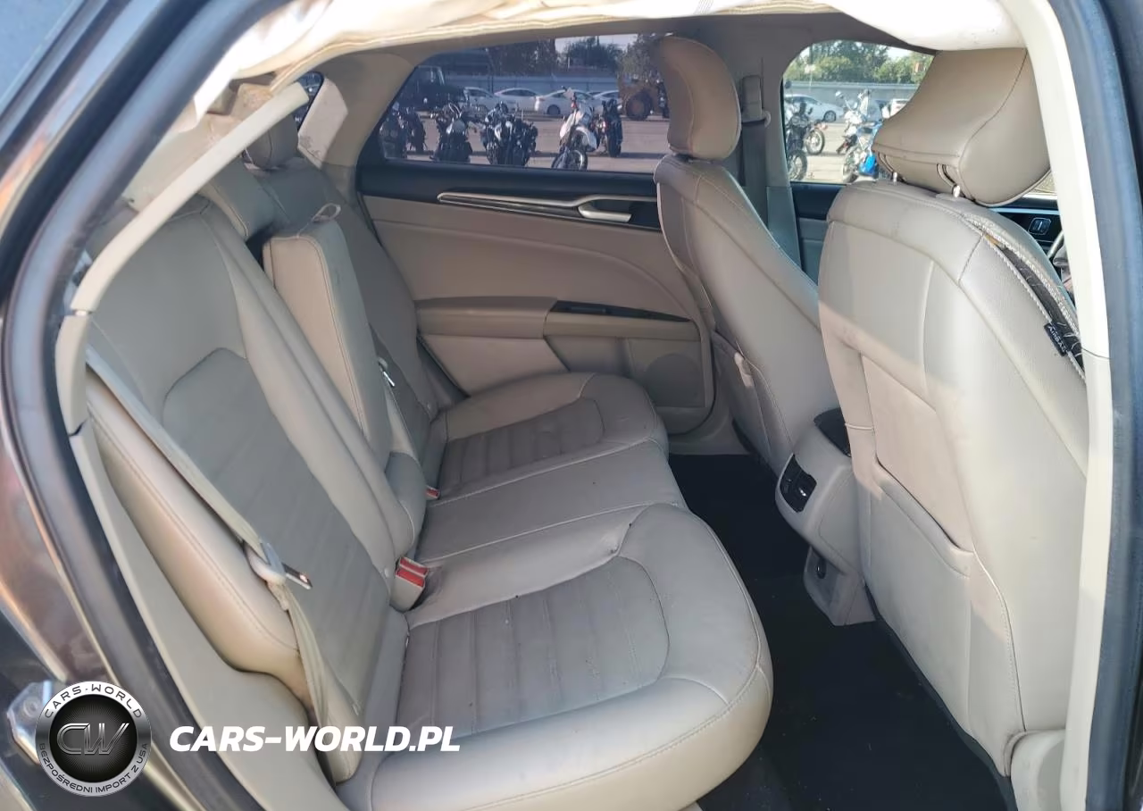 2017 Ford Fusion Se VIN:3FA6P0HD3HR113472 - 10