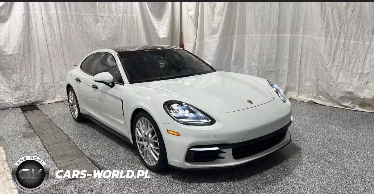 PORSCHE