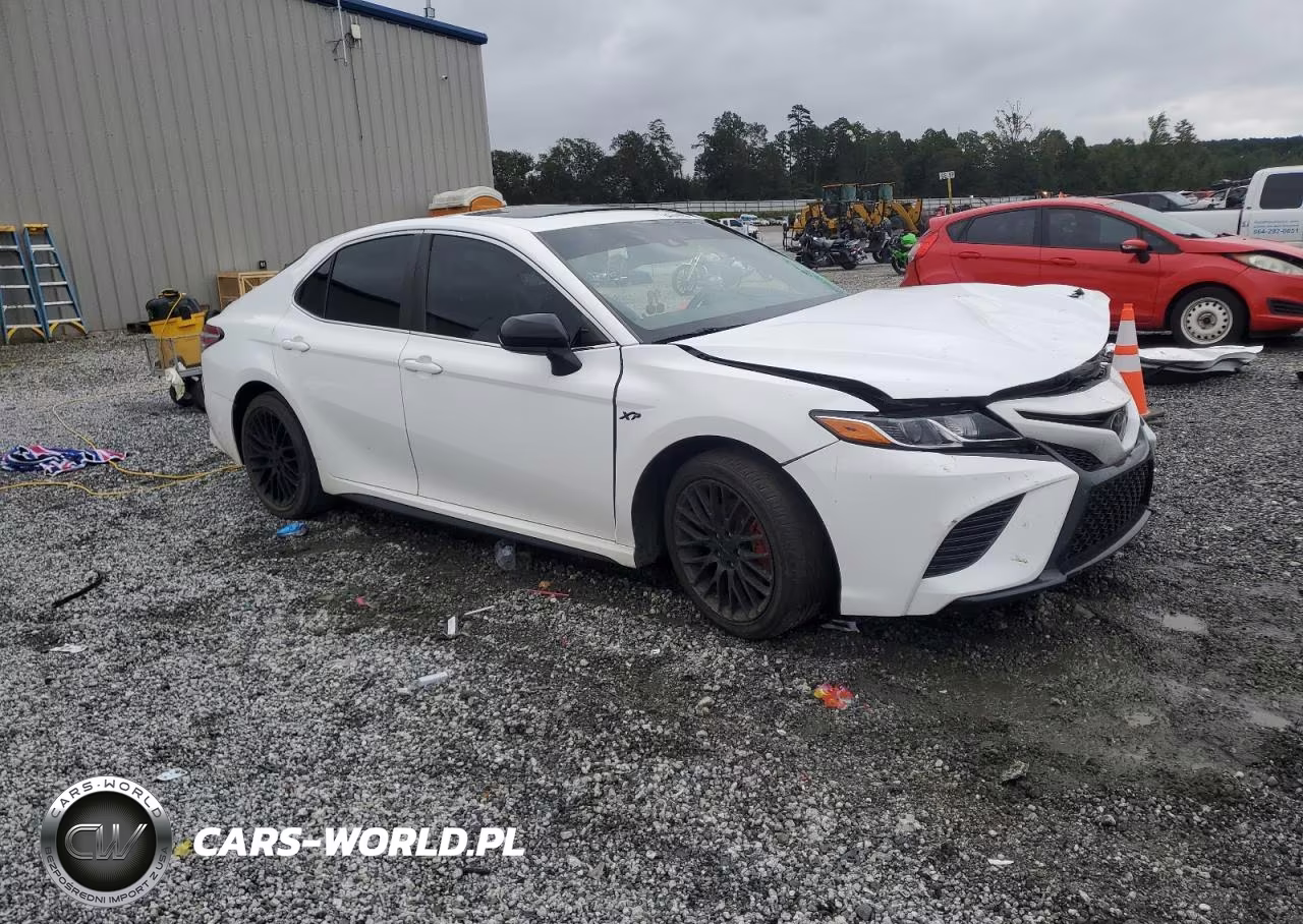 2020 Toyota Camry Se VIN:4T1G11AK4LU983842 - 4