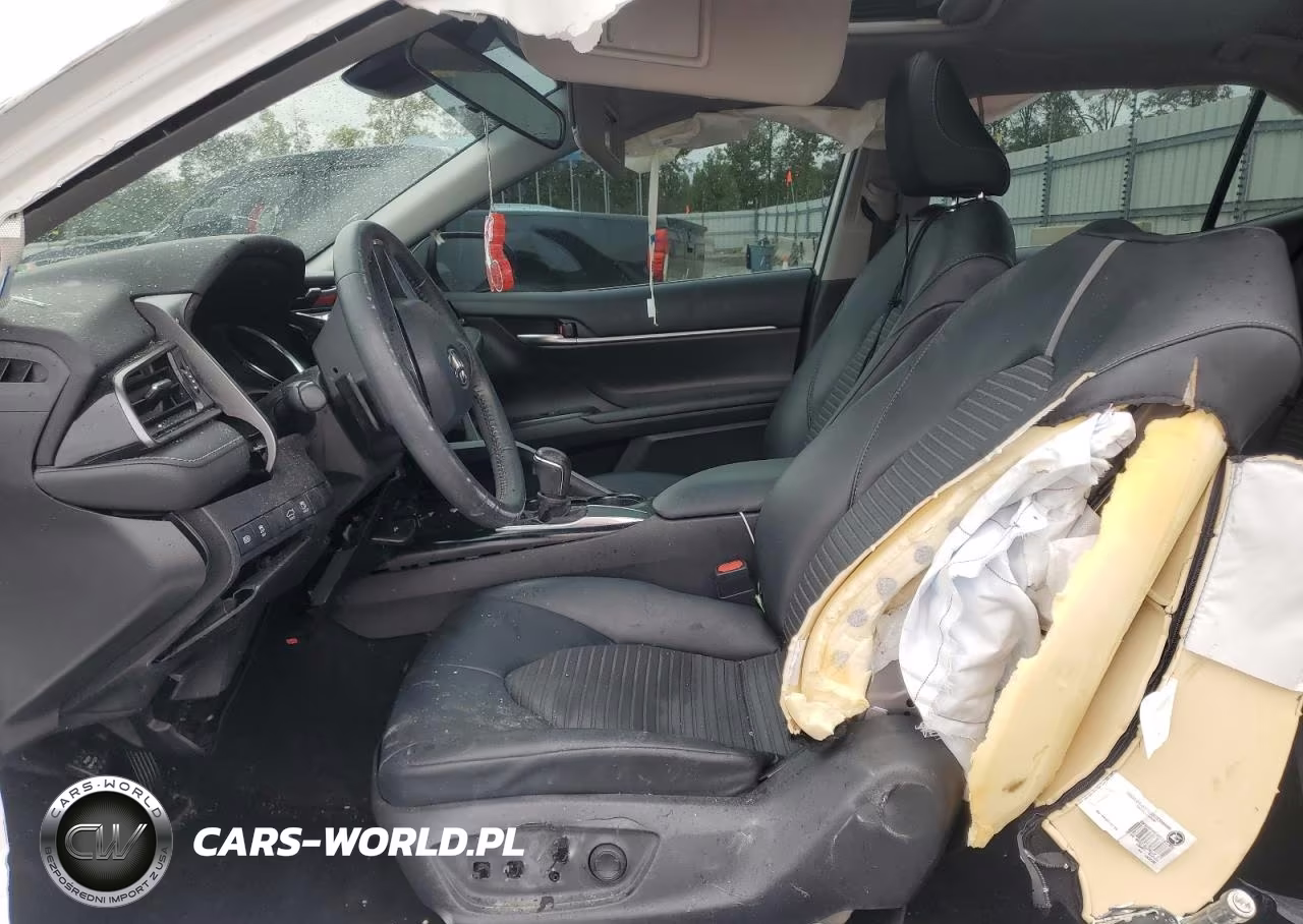 2020 Toyota Camry Se VIN:4T1G11AK4LU983842 - 7