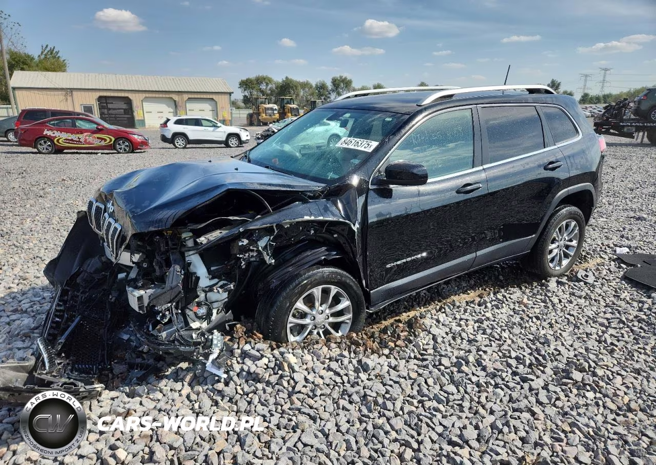 2019 Jeep Cherokee Latitude Plus VIN:1C4PJMLB8KD199018 - 1