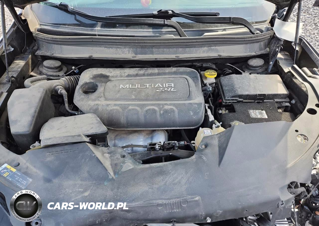 2019 Jeep Cherokee Latitude Plus VIN:1C4PJMLB8KD199018 - 12