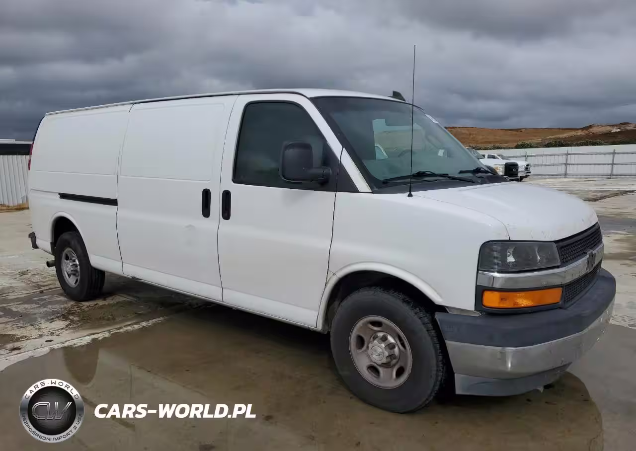 2017 Chevrolet Express G3500 VIN:1GCZGHFG6H1107372 - 4