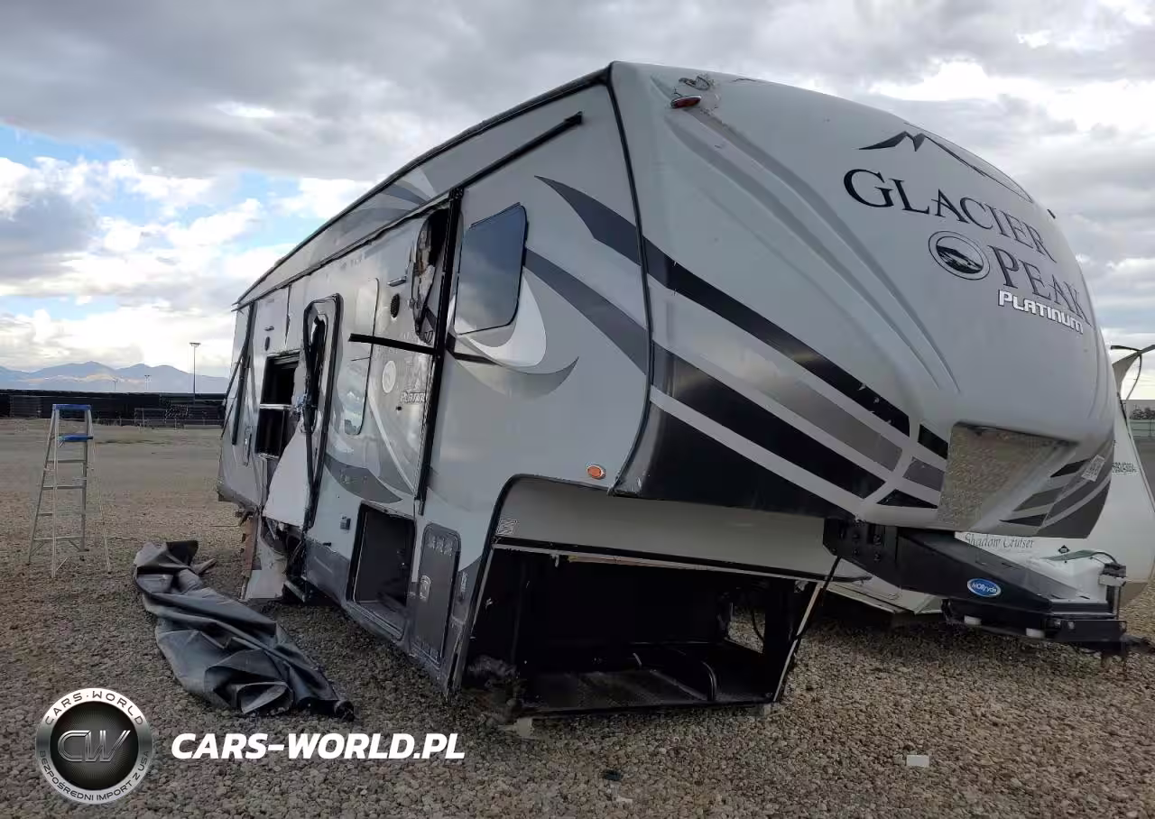 2016 Glaicer Fifth Wheel