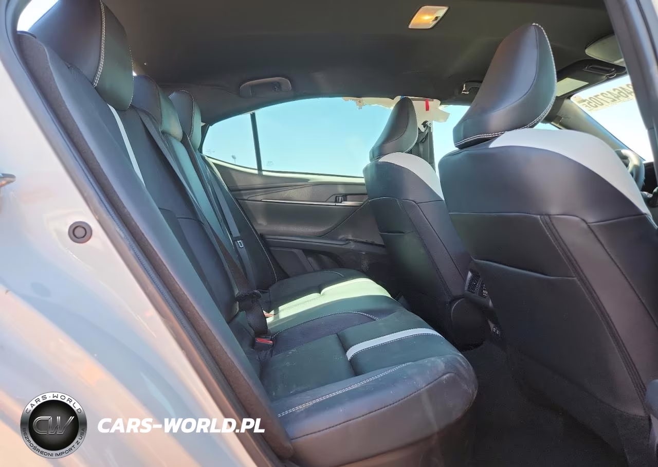 2025 Toyota Camry Xse VIN:4T1DAACK4SU171651 - 10