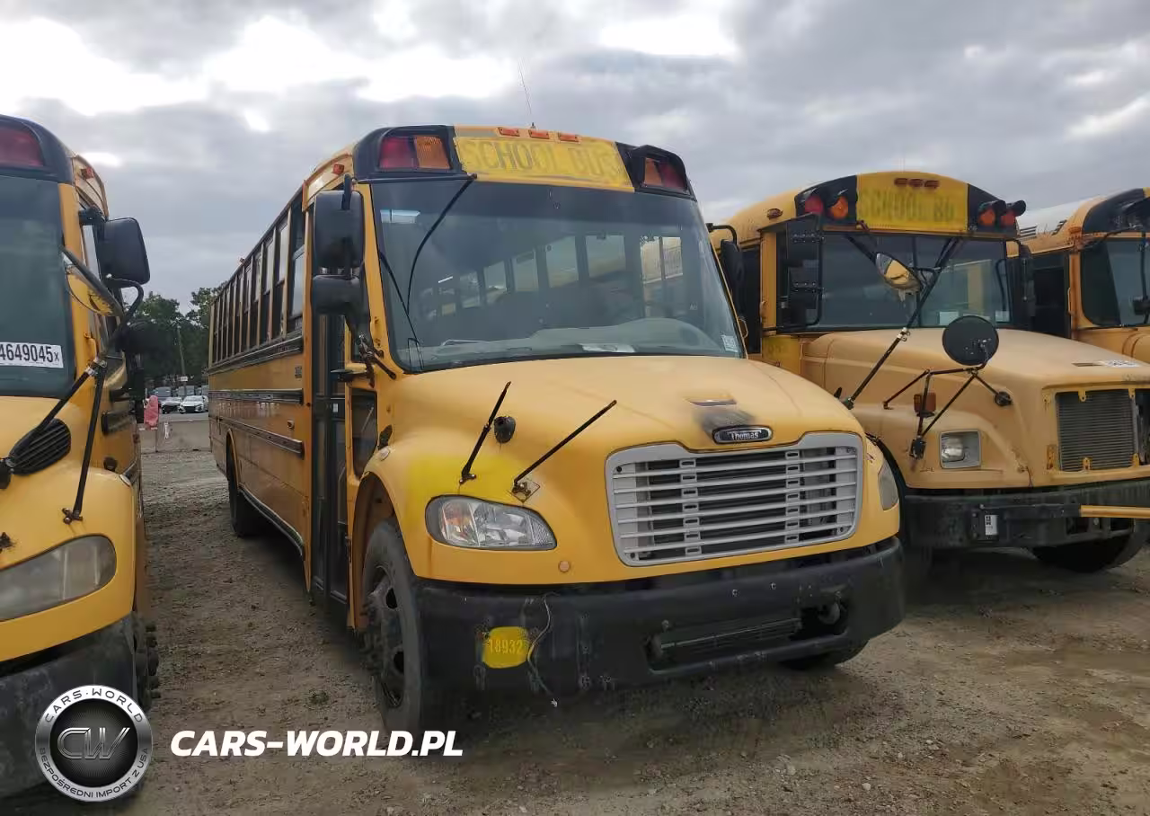 2011 Thomas Saf-T-Liner C2 - School Bus