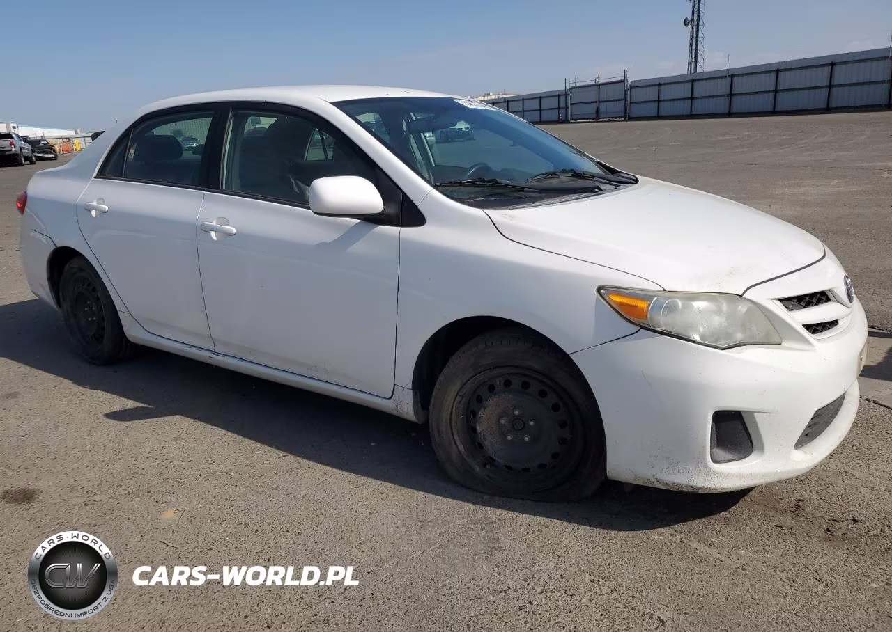 2012 Toyota Corolla Le VIN:5YFBU4EE0CP051923 - 4