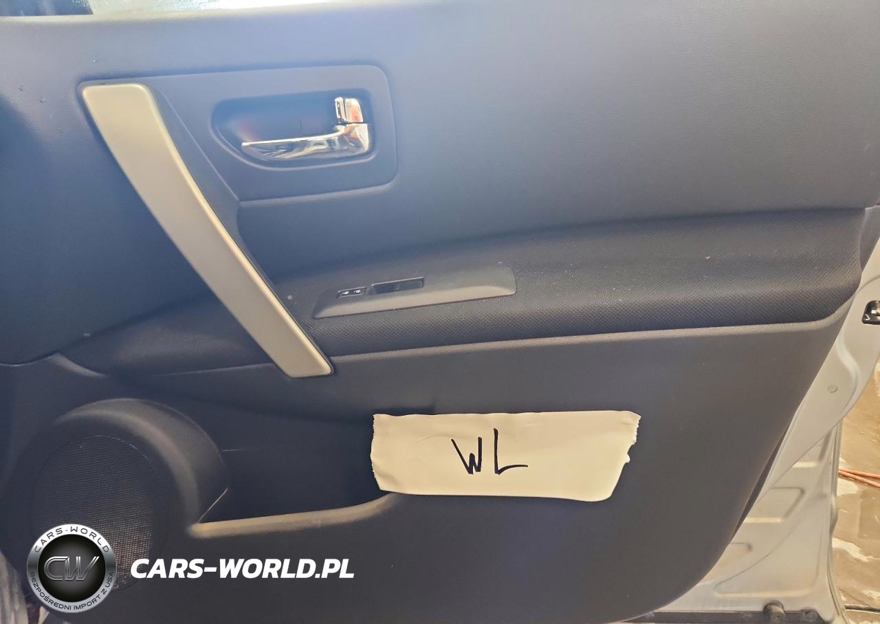 2011 Nissan Rogue S VIN:JN8AS5MV5BW311252 - 13