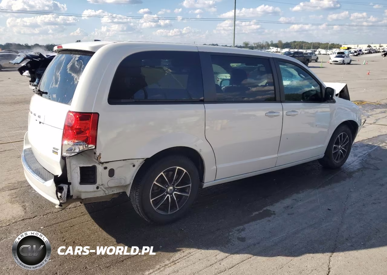 2019 Dodge Grand Caravan Gt VIN:2C4RDGEG7KR631007 - 3