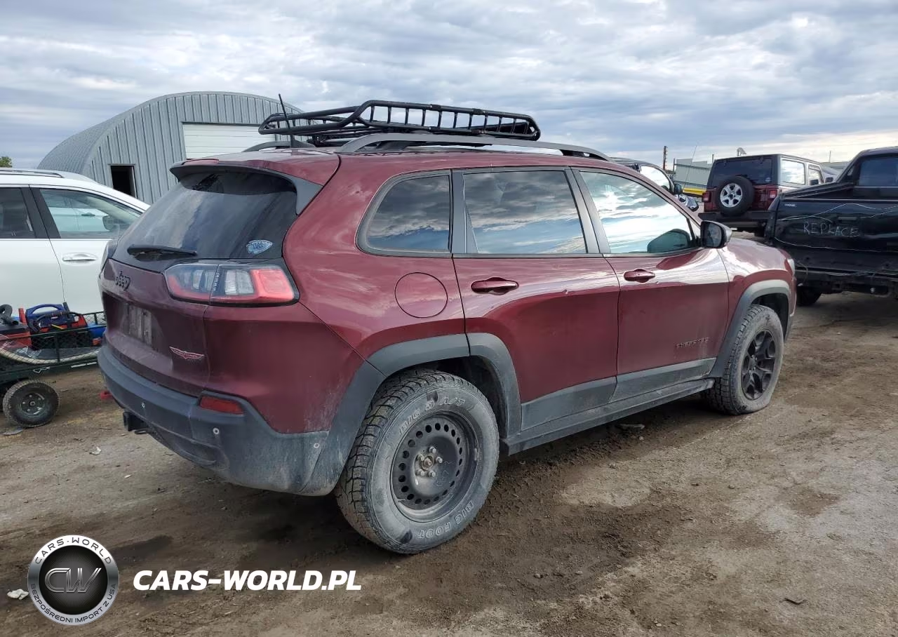 2019 Jeep Cherokee Trailhawk VIN:1C4PJMBX3KD353275 - 3