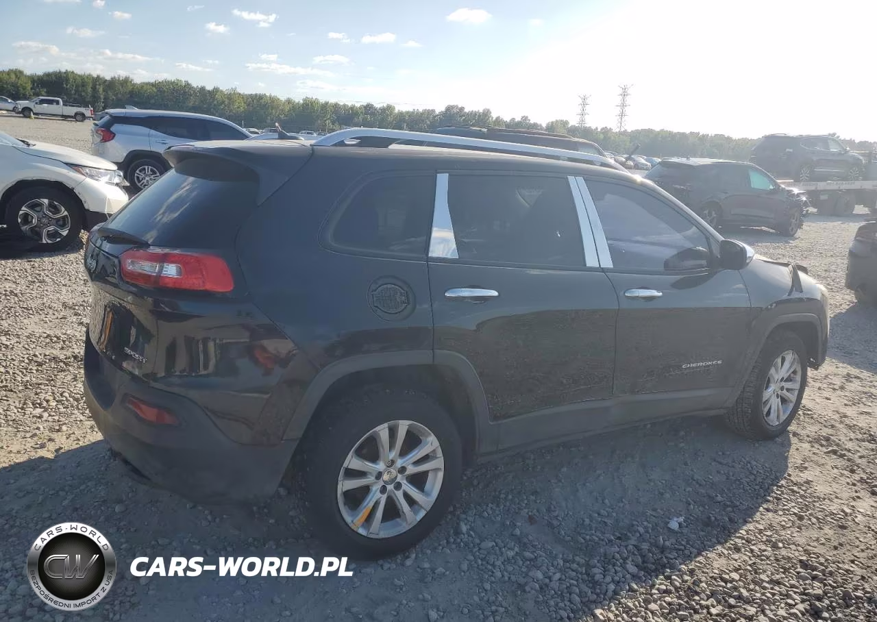 2015 Jeep Cherokee Sport VIN:1C4PJLAB3FW620411 - 3